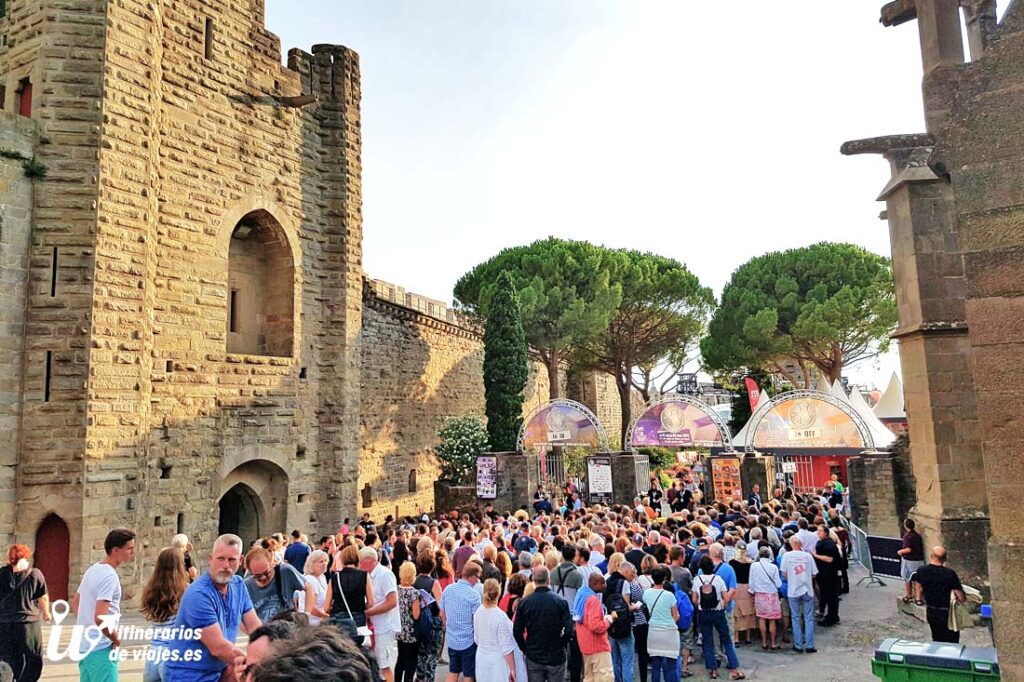 Festival de Música de Carcassonne - acceso al Teatro Jean-Deschamps